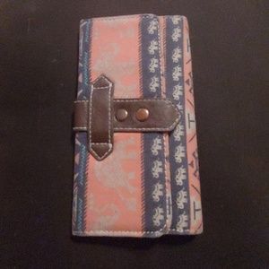 Like new elephant wallet
